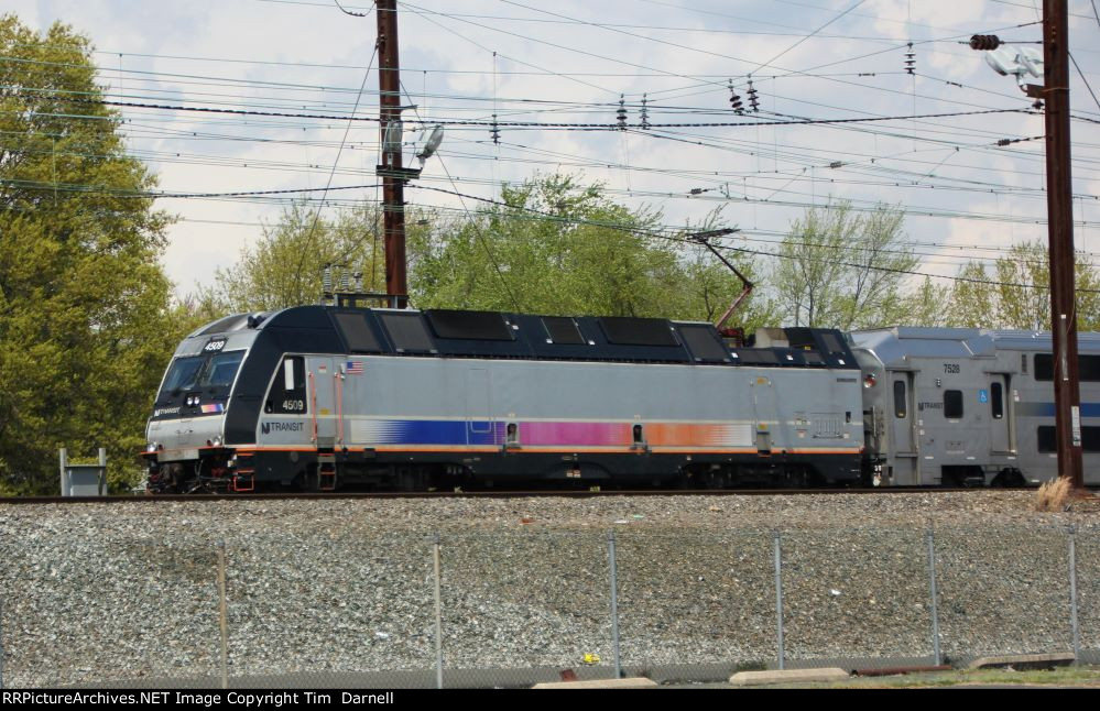NJT 4509